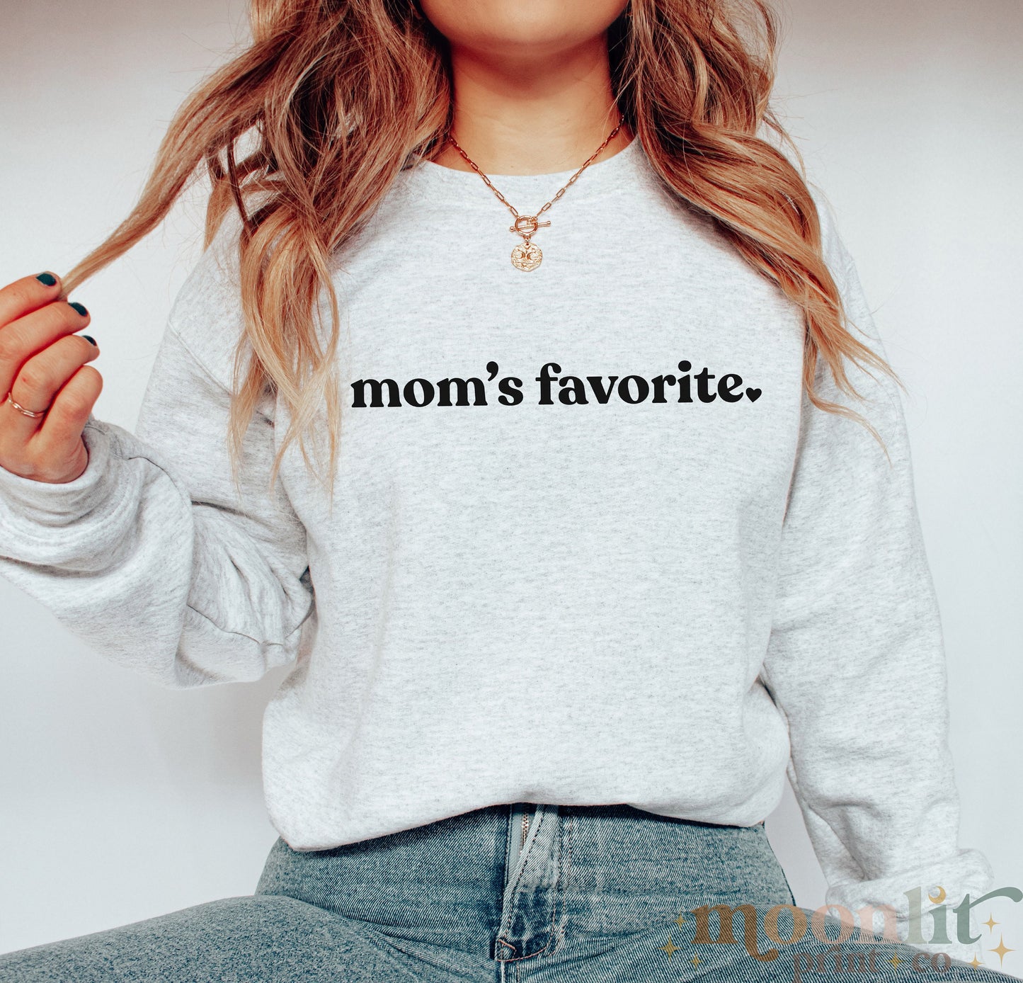 Mom's Favorite Gildan Crewneck Favorite Daughter Favorite Son Funny Shirt Trendy Holiday Gift Favorite Daughter Gift For Daughter