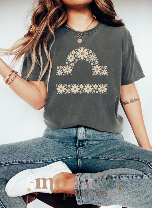 Libra Zodiac Graphic Tee Retro Daisy Astrology Comfort Colors Tee Vintage Inspired Horoscope Shirt Gift For Her Zodiac Tee Gift Oversized