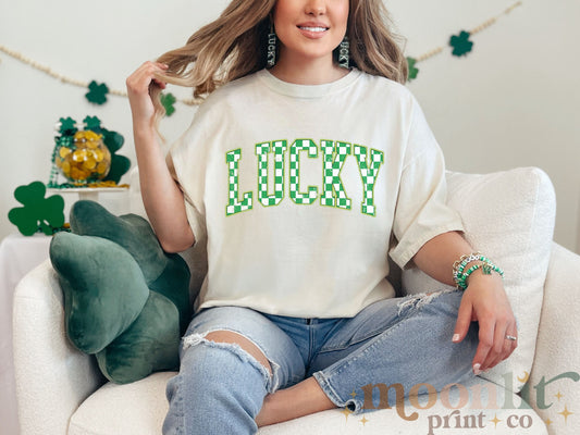 Retro St Patty's Day Comfort Colors Shirt, Lucky Babe Shirt, Vintage St Patrick's Day Shirt, Day Drinking Shirt, Retro Shirt, Lucky Shirt